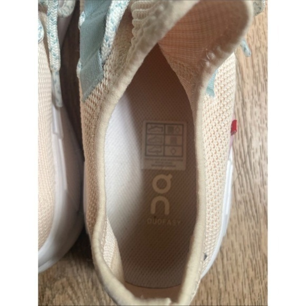 On Cloudaway Sneakers Peach Lightweight Travel Shoes Women's - Picture 8 of 15